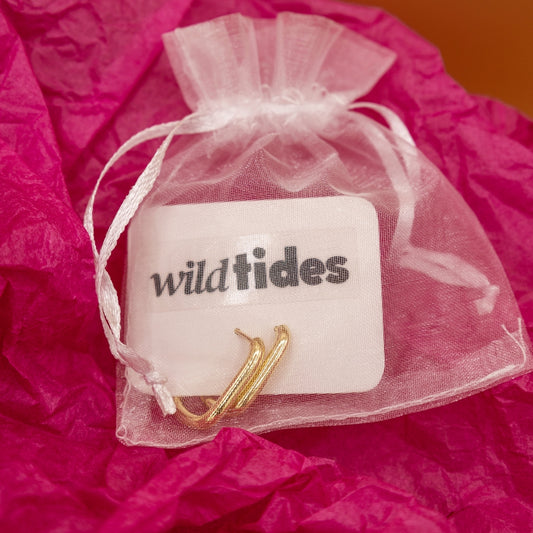 18k vergoldete U-Form Ohrringe – für Damen | Wild Tides