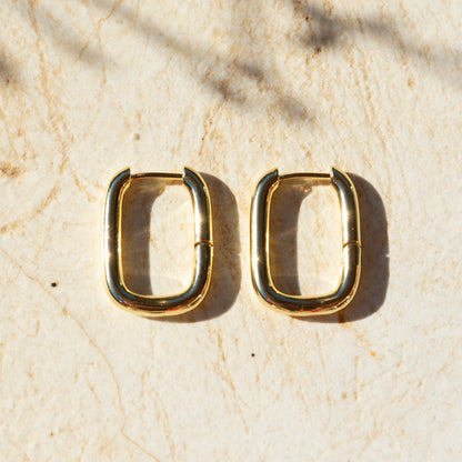 18k vergoldete U-Form Ohrringe – für Damen | Wild Tides
