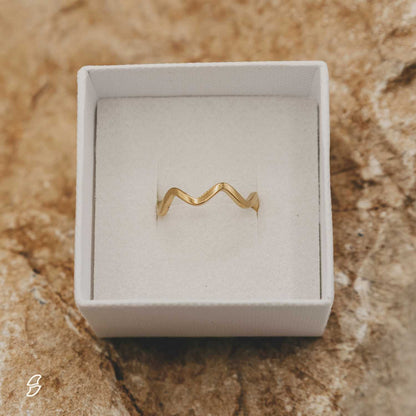 14k vergoldeter Wasserfest Wellen Flow Ring – für Meerliebhaber | Wild Tides