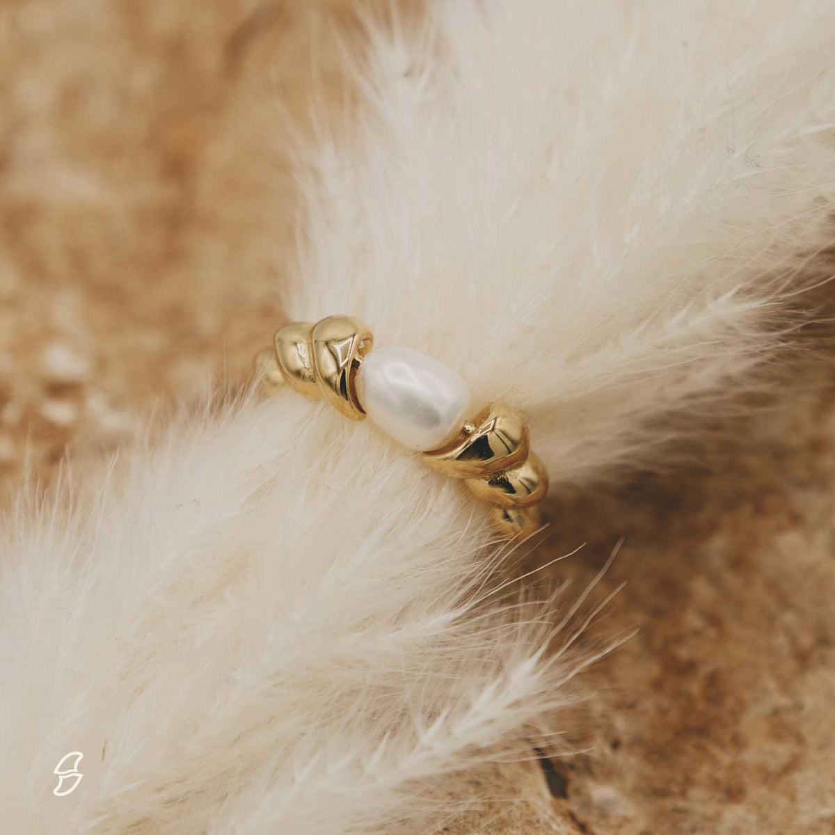 Golden Pearl Ring – Süßwasserperle & 14K vergoldet | Wild Tides