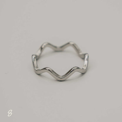 Wasserfester silber Wellen Flow Ring – für Meerliebhaber | Wild Tides