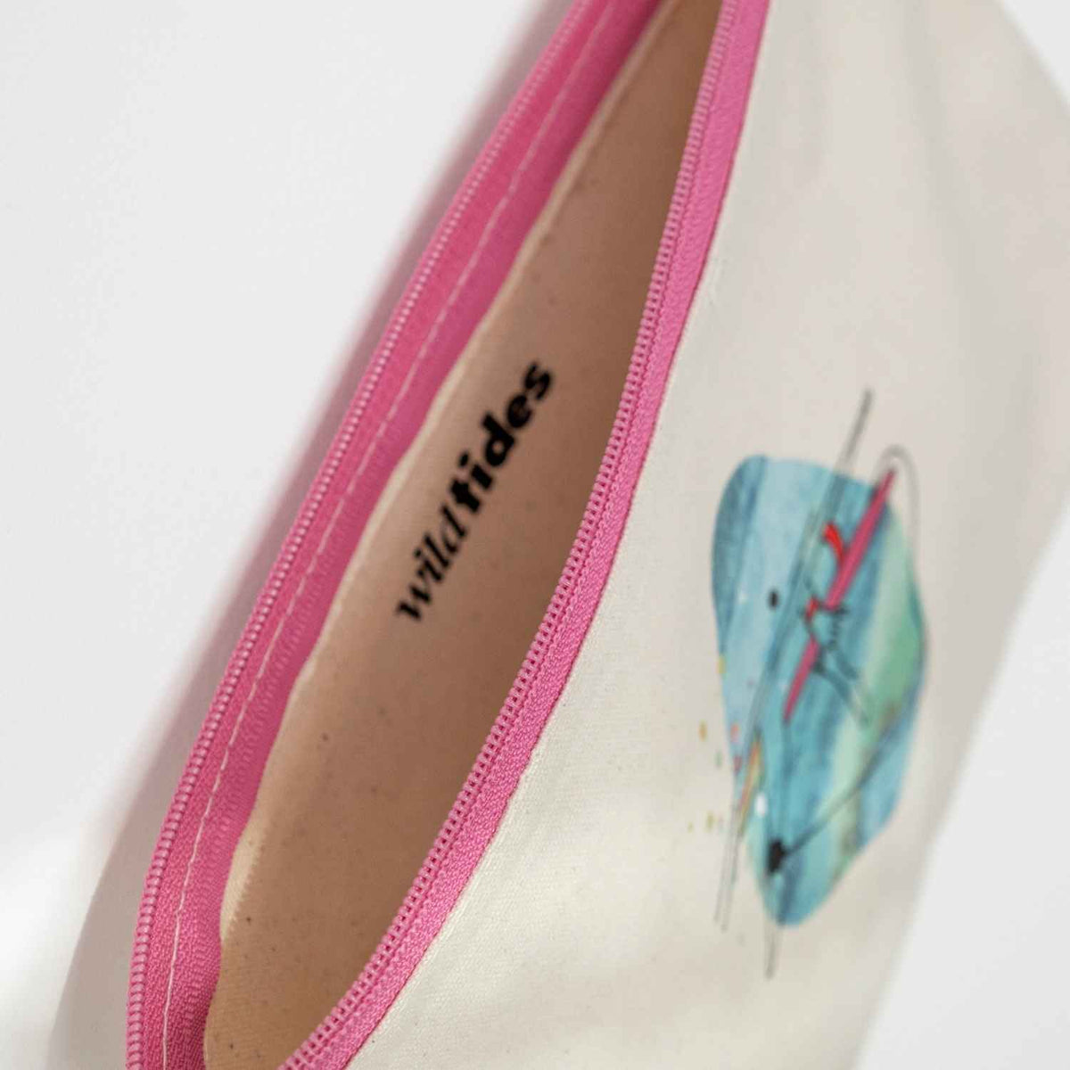"Line Up" Beauty Tasche – Kosmetiktasche aus Baumwolle mit Surf-Motiv | Wild Tides